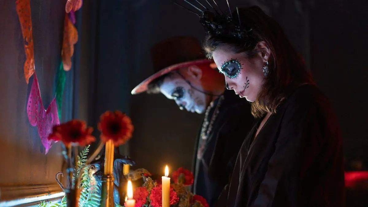 Catrina y catrin de muertos